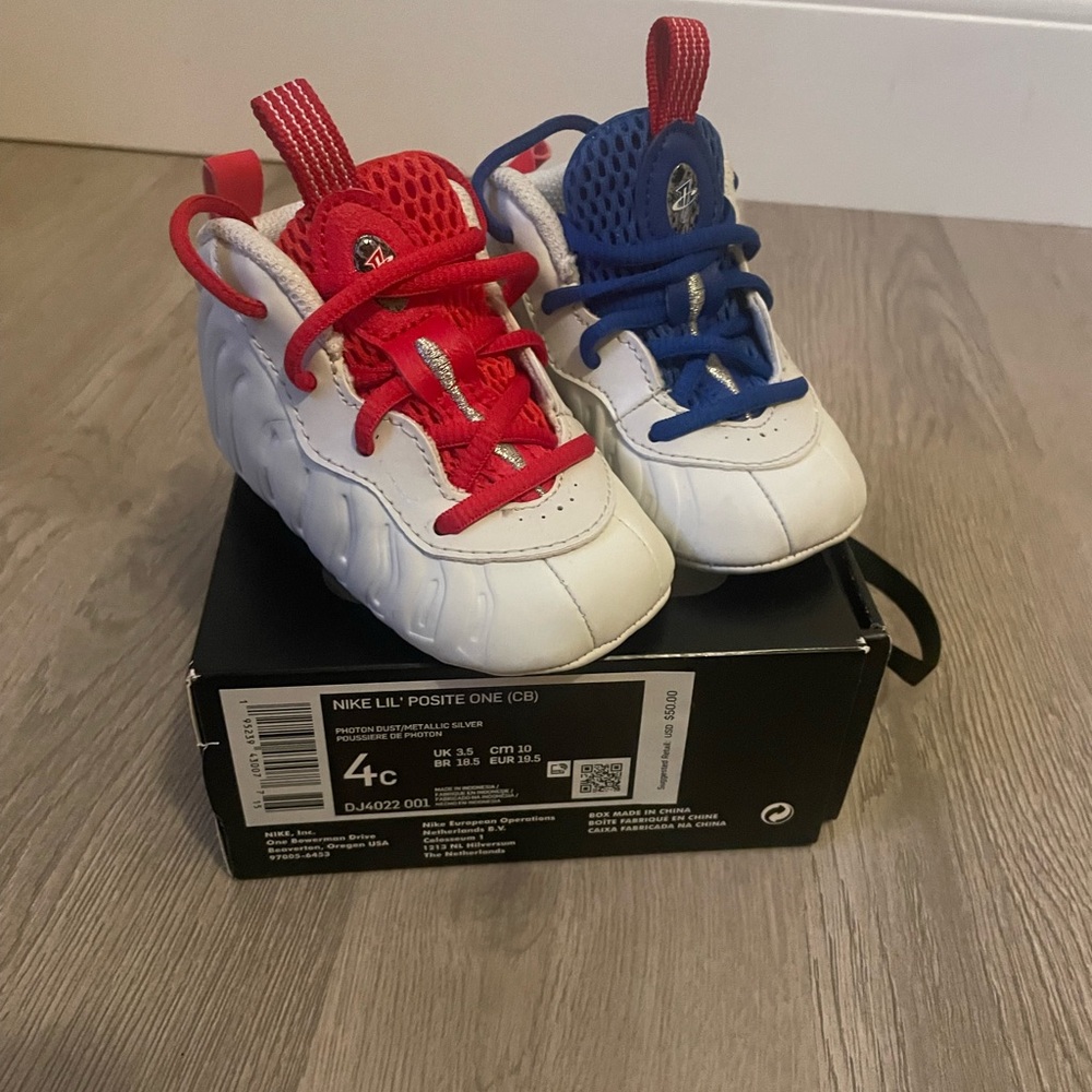 Infant Nike sneakers soft bottoms